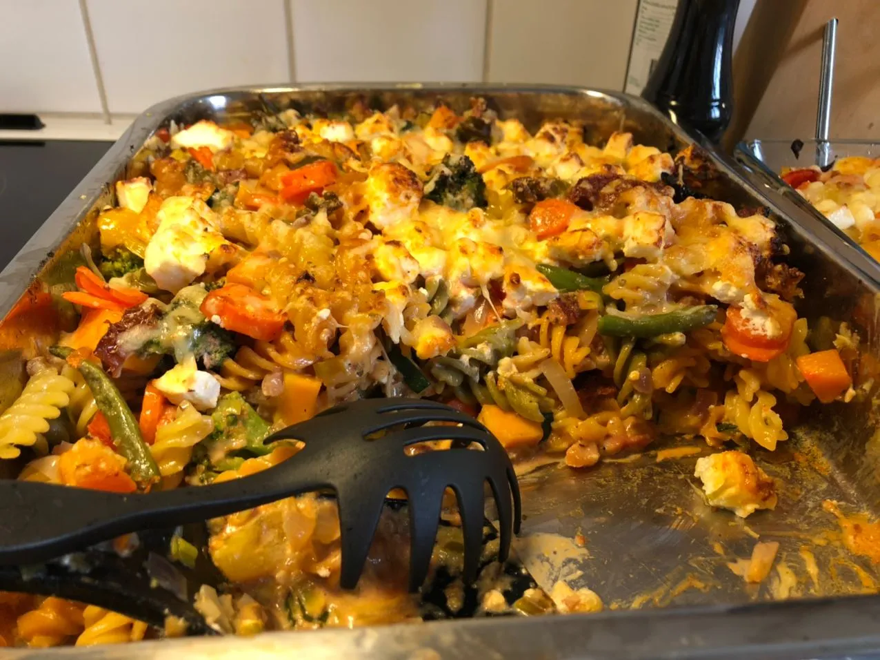 pastagratäng i ugnsfast form